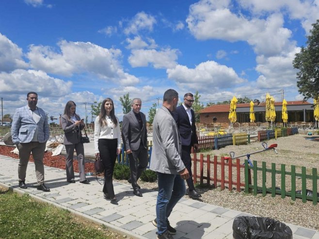 "Чичино сокаче" примјер развоја сеоског туризма у Семберији "Чичино сокаче" примјер развоја сеоског туризма у Семберији
