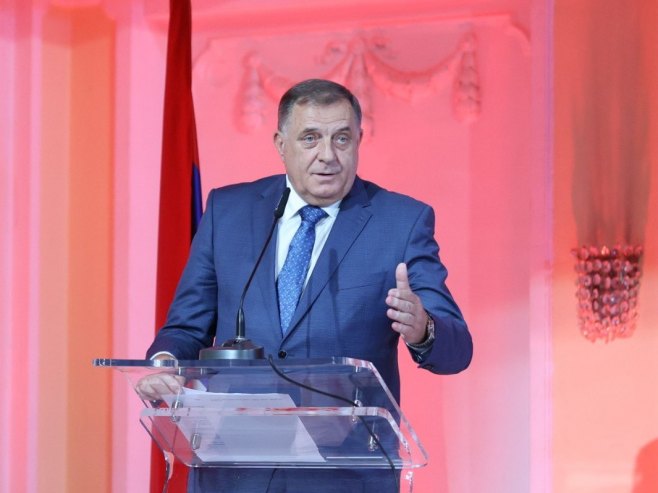 Додик: Одуговлачење оцјене уставности Шмитовог закона дио политичке ујдурме Сарајева и дијела међународне заједнице (ВИДЕО)