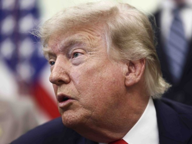 Трамп: Споразум са Ираном спријечава развој нуклеарног оружја и отвара Ормуски мореуз