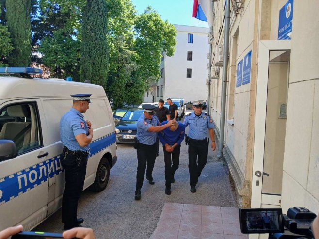 Акција "Фабиа" - Слободе лишена четири лица на подручју Требиња и Билеће; Заплијењена 42 килограма хероина (ВИДЕО)