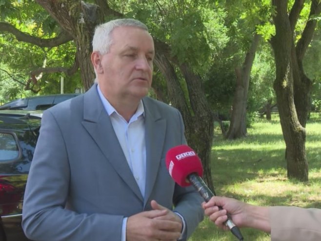 Линта: Власти у Загребу, Сарајеву и пПриштини систематски отимају српску имовину