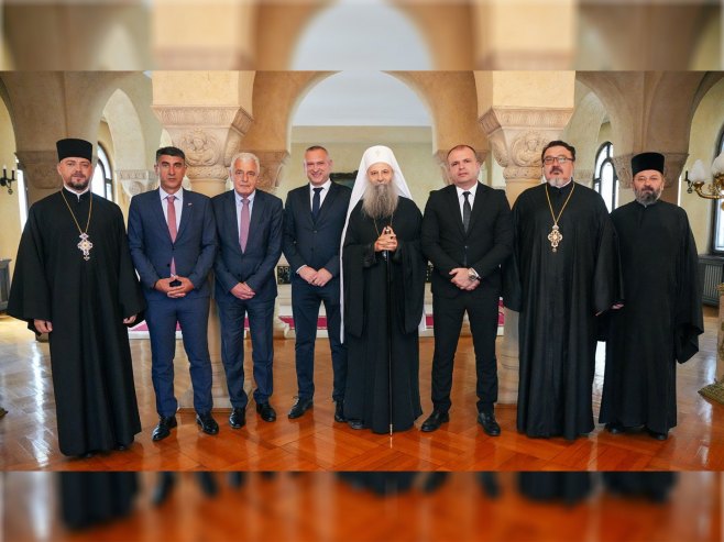 Патријарх Порфирије: Молитвено памћење на српске мученике жива одговорност према будућности
