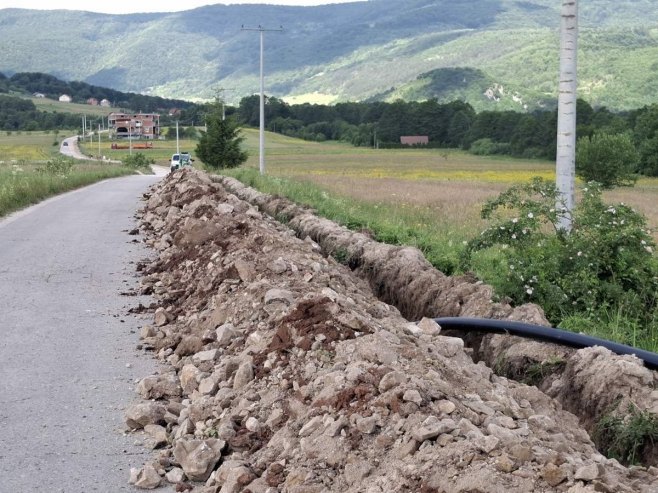 За изградњу водовода Доњи Граци - Ораховљани издвојено 514.000 КМ