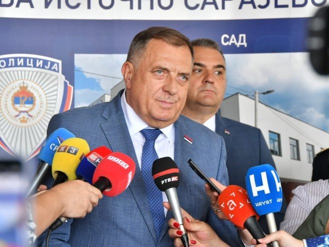 Додик: Поносан сам што сам дио тима који је доносио кључне одлуке за данашњу полицију (ВИДЕО)