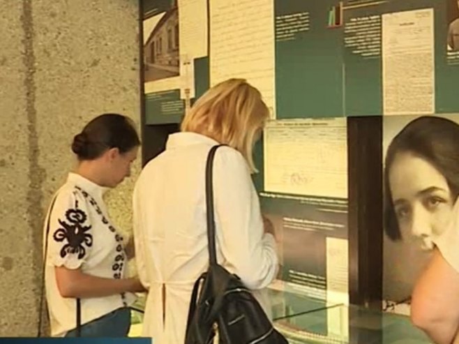 На Мраковици изложба о страдању просвјетних радника у Војводини током Другог свјетског рата (ВИДЕО)