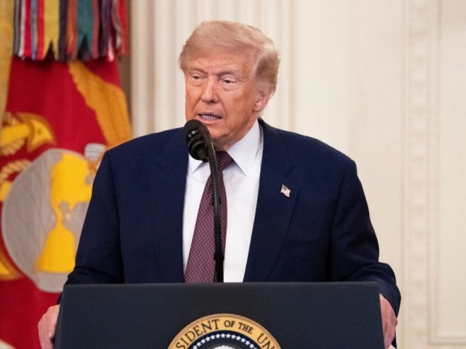Трамп запријетио новим ударима на Иран уколико не заустави нападе Хезболаха на Израел