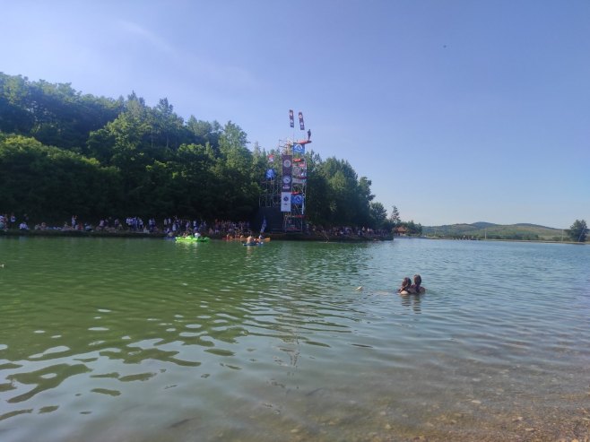 Организовано такмичење у скоковима у воду; Минић: Мањача понос Републике Српске (ВИДЕО)