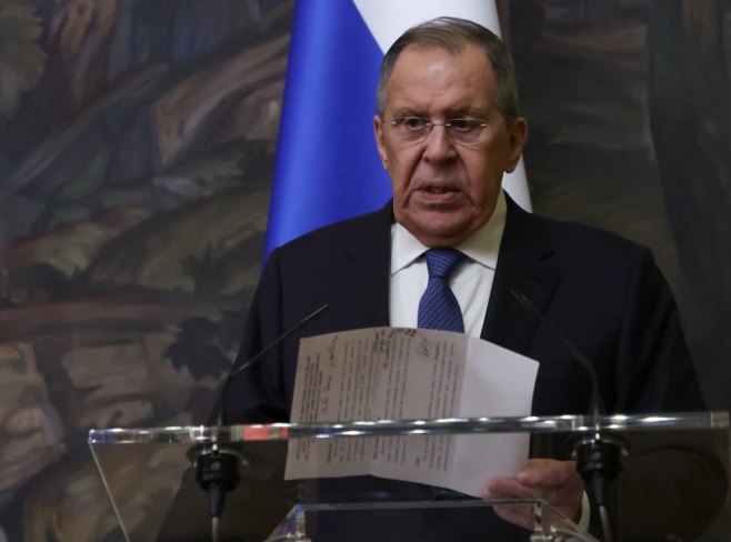 Лавров: Америка жели да откупи европски дио "Сјеверног тока"