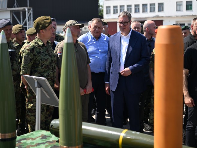 Додик: Српски народ може бити задовољан борбеношћу Војске Србије