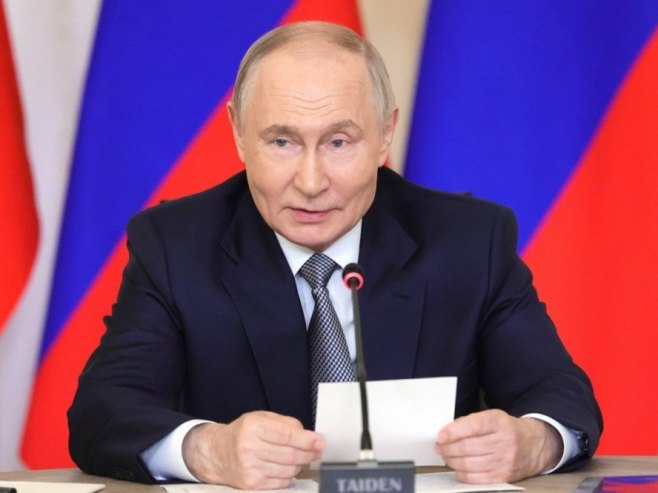 Путин: Русија мора бити јака и самостална држава или је неће бити (ВИДЕО)