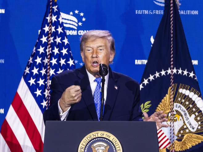 Трамп: Комунизам главна пријетња америци