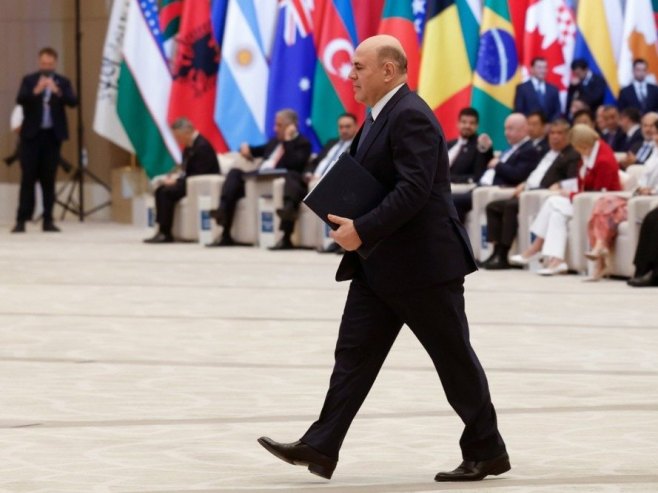 Мишустин: Москва се систематски креће ка стварној индустријској независности