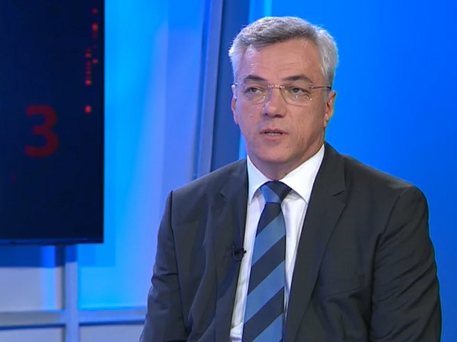Тадић: Бећировић практично признао да је његов шеф Кабинета злоупотријебио службени положај