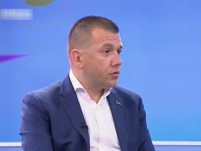 Шолаја: Владајуће странке стабилне при избору и дјеловању; Опозиција слала лоше поруке према својим бирачима
