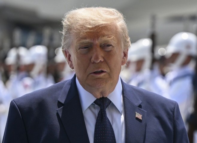 Трамп: САД могу да повуку војску из Европе, укину санкције Турској и окончају сукоб у Украјини