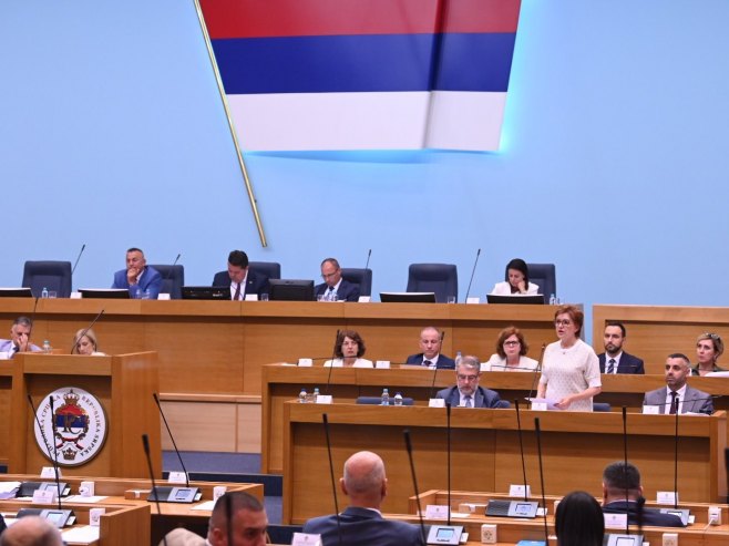 Видовићева: Планирамо друго повећање плата буџетским корисницима у овој години