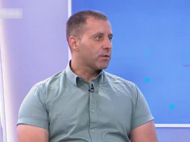 Симовић: Миграције нису безазлено питање; Потребна досљедност и јасан став