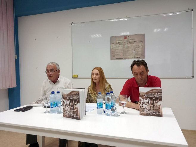 У Сребреници представљена књига Срне о злочинима над Србима