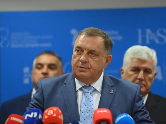 Додик: Вратити БиХ на Устав и прогласити ништавним све одлуке високих представника (ФОТО/ВИДЕО)