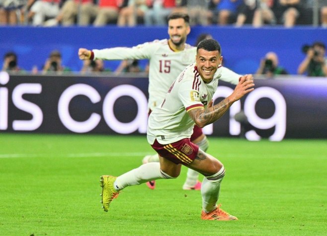 Španija - Francuska (Foto: EPA/SHAWN THEW)