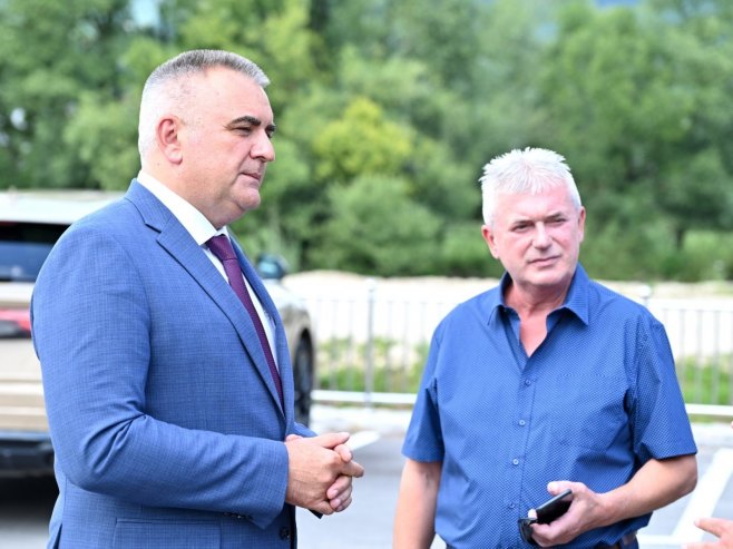 Минић честитао Крндији који је послије Беча одлучио да улаже у своју земљу