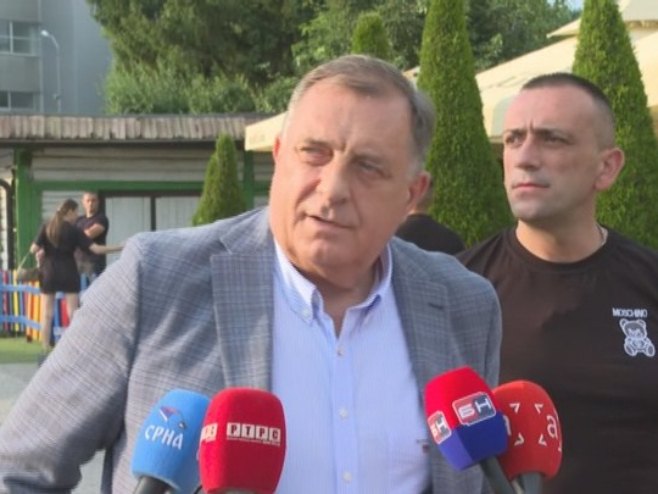 Додик у Палама: У наредним данима утврђивање одговорности одређених структура, извињење грађанима који су доживјели непријатности