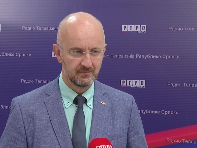 Мазалица: Шибицарске сарајевске форе Бећировића с циљем заобилажења Устава и Закона