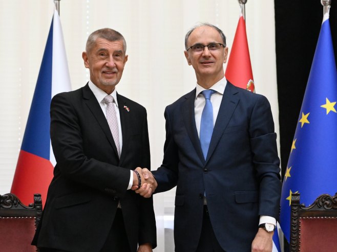 Премијер Чешке Андреј Бабиш у посјети Београду, Мацут га дочекао испред Палате Србија