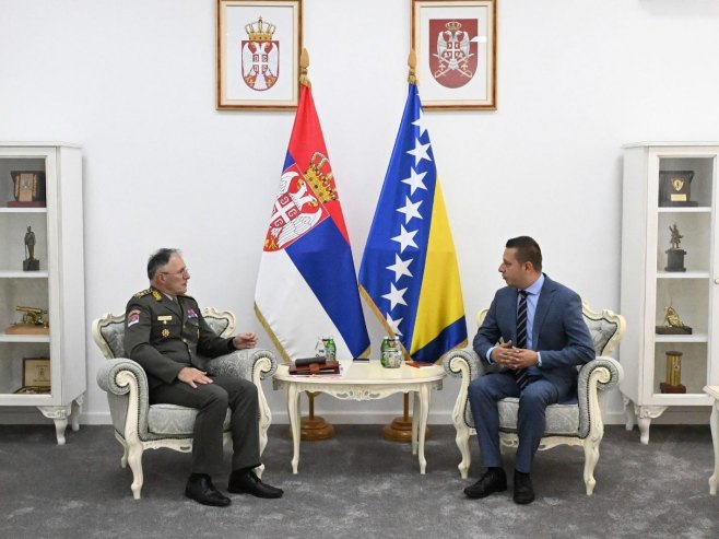 Гогановић са начелником Генералштаба Војске Србије у Београду