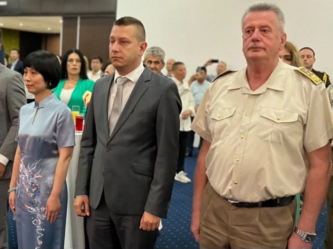Гогановић и Кнежевић на пријему поводом 99. годишњице оснивања Народноослободилачке војске Кине - Фото: СРНА