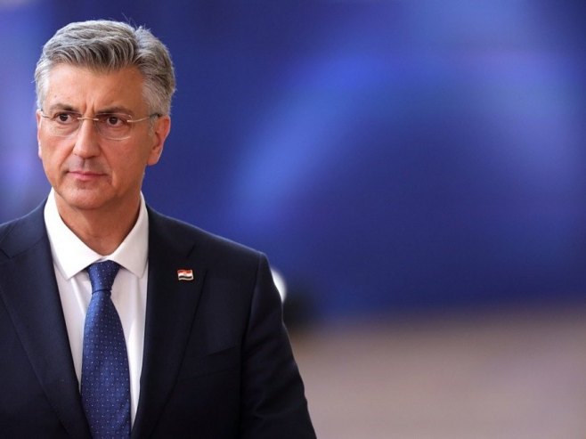 Пленковић: Гужва на граници са Црном Гором углавном због албанских држављана