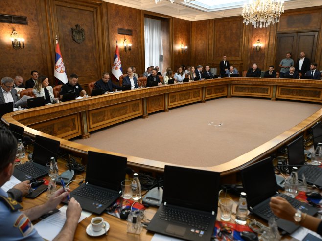Мацут: Енергетска ситуација стабилна, апел на рационалну потрошњу струје и воде