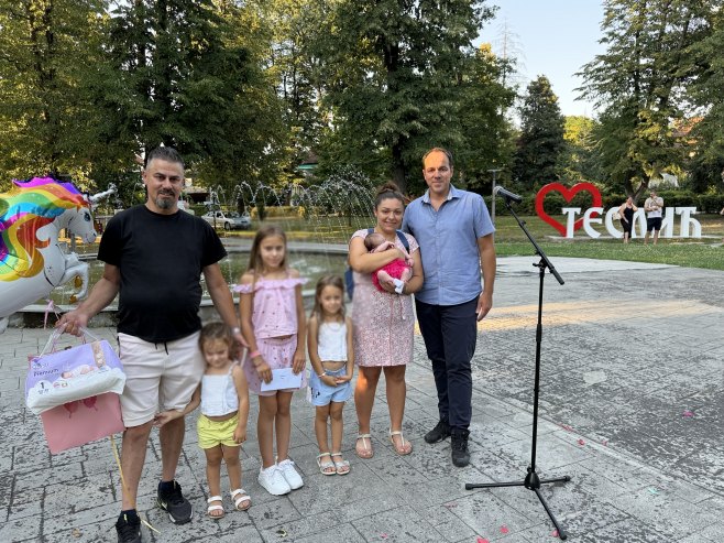 Конференција беба у Теслићу окупила 26 малишана
