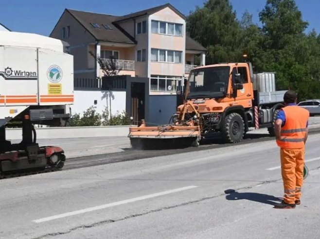 Минић: Почела обнова једне од најфреквентнијих саобраћајница у Палама