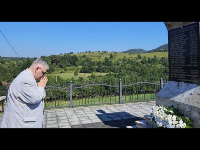 Кришок у Сердарима одао почаст убијеним српским цивилима