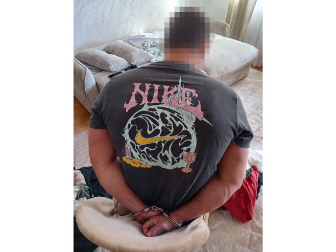 Лишено слободе лице по међународној потјерници