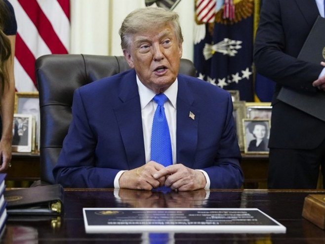 Трамп: Oрмуски мореуз ће ускоро бити америчка територија