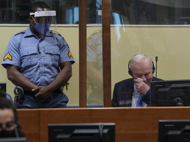 Породица страхује да је Ратко Младић доживио трећи мождани удар, Хаг о томе ћути