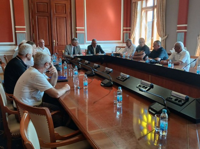 Министар Остојић у Брцком Министар Остојић у Брцком - Фото: РТРС