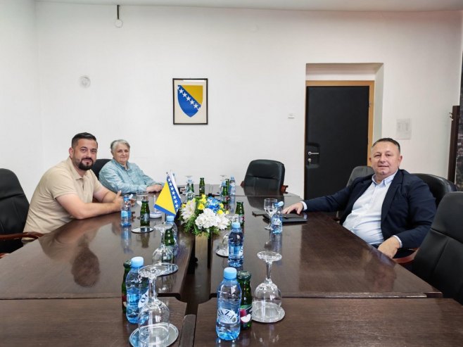 Јовић и Суљаковић разговарали о положају српских повратника у Маглај