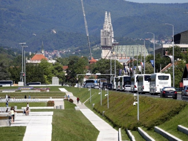Пјевачица из Србије кажњена у Хрватској због пјесме о Крајини