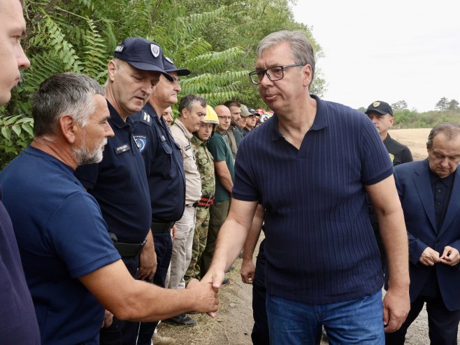 Вучић: Штета у Делиблатској пешчари велика, али најважније да су сачувани животи и имовина