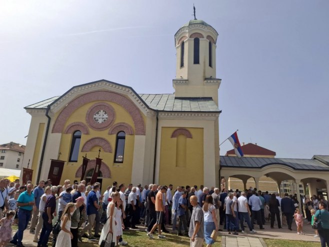 Пале обиљежава славу општине; Положени вијенци и служена литургија