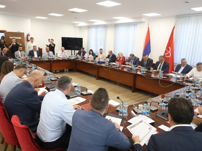 У Бањалуци сједница Предсједништва СНСД-а у проширеном саставу