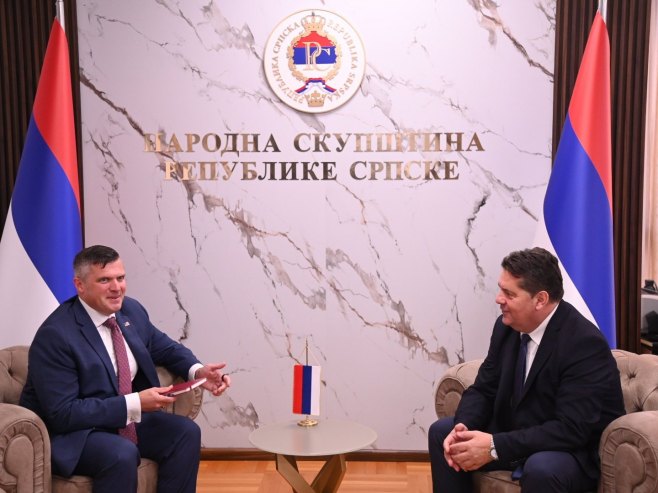 Стевандић са директором Канцеларије Амбасаде САД: Српска жели развој без кочења