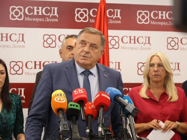 Додик: Минић предложио једнократне накнаде за ученике и студенте