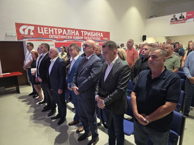 У Пелагићеву представљени кандидати Коалиције СП-ДЕМОС-НДП за НСРС - Фото: РТРС