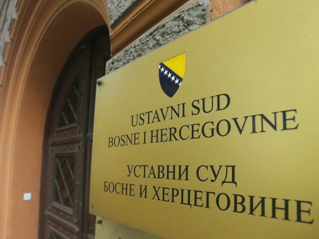Крњи Уставни суд БиХ забранио исплате из буџета Српске за консултантске услуге