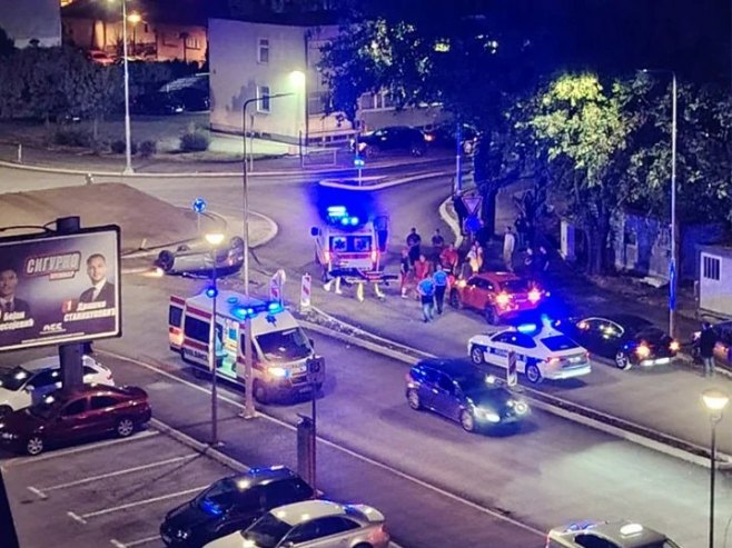 Саобраћајна незгода у Бањалуци: Аутомобил се преврнуо на кров у кружном току