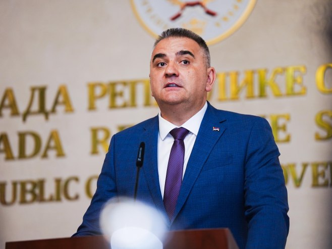 Минић са руководством компаније "Орао"
